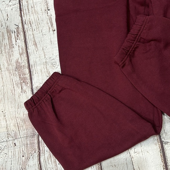 PINK BY VICTORIA’S SECRET FLEECE RELAXED SWEATPANTS RICH MAROON SCRIPT LOGO - Picture 8 of 13
